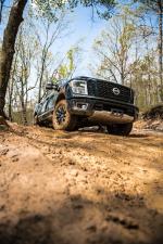 Nissan Titan PRO-4X Crew Cab 2018 года